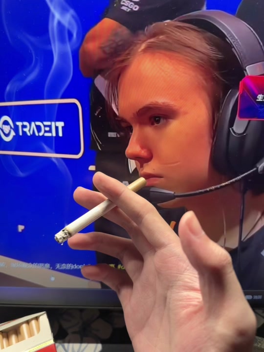 【赛后战报】收放自如！RNG惨遭LGD零封跌入涅槃组