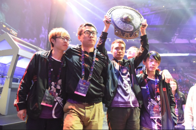 今年LCK的季后赛规则有所改变，常规赛的第一名和第二名将会在季后赛中获得复活甲