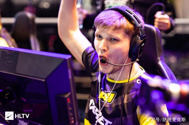 伞皇谈Knight取关BLG：我房管说是假的 本来就没关注过！